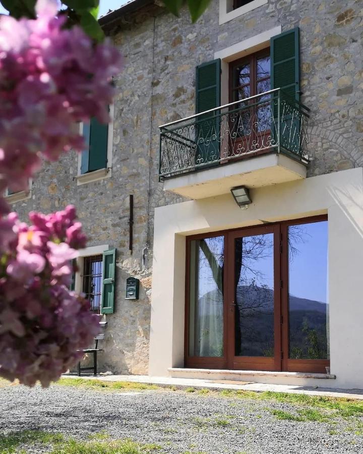 B&B Demetra Solignano Exterior photo